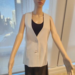 DREW Maya women's vest; polyester; color - cream/cement; sz - L